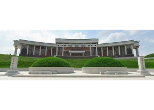 150723 - RS - KIM JONG UN - Marschall KIM JONG UN besuchte das neu gebaute Museum Sinchon - 12 - 경애하는 김정은동지께서 새로 건설한 신천박물관을 현지지도하시였다