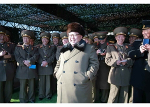 160311 - RS - KIM JONG UN - Marschall KIM JONG UN besuchte einen Panzerwettbewerb der Armee - 07 - 경애하는 김정은동지께서 《조선인민군 땅크병경기대회-2016》을 보시였다